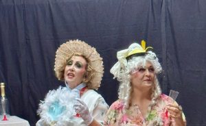 Fina y Pilar en Casandra Fina y Pilar en Casandra